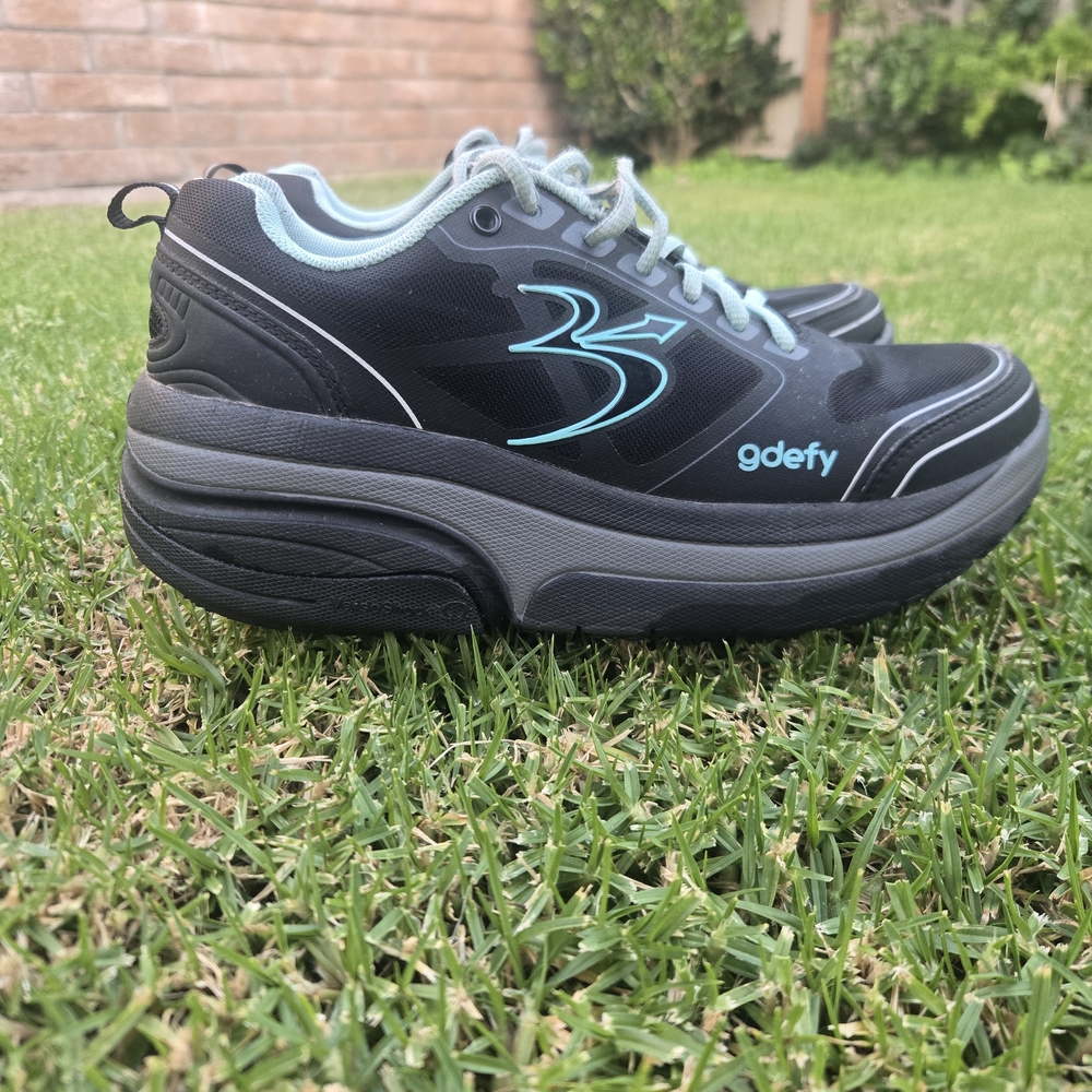 G-Defy Gravity Women's 8.5 Black Blue Athletic Shoes Sneakers